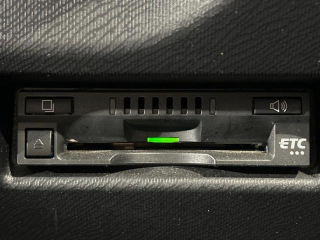 アクア Ｓスタイルブラック　ＳＤナビ　バックカメラ　衝突被害軽減システム　禁煙車　ドラレコ　スマートキー　ＬＥＤヘッド　ビルトインＥＴＣ　純正１５インチアルミ　オートハイビーム　車線逸脱警報　オートライト　オートエアコン（30枚目）