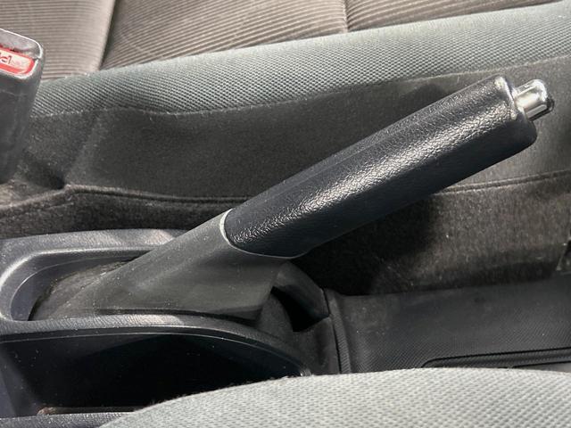 アクア Ｓスタイルブラック　ＳＤナビ　バックカメラ　衝突被害軽減システム　禁煙車　ドラレコ　スマートキー　ＬＥＤヘッド　ビルトインＥＴＣ　純正１５インチアルミ　オートハイビーム　車線逸脱警報　オートライト　オートエアコン（45枚目）