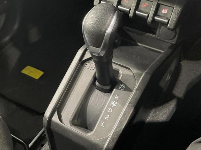 ジムニー ＸＣ　１１型ディスプレイオーディオ　４ＷＤ　ターボ　バックカメラ　衝突被害軽減システム　コーナーセンサー　ＬＥＤヘッド　ＥＴＣ　クルコン　純正１６インチアルミ　オートハイビーム　車線逸脱警報（42枚目）