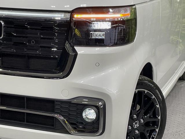 Ｎ－ＢＯＸカスタム ターボコーディネートスタイル　届出済未使用車　両側電動ドア　バックカメラ　衝突被害軽減システム　レーダークルーズ　コーナーセンサー　スマートキー　ＬＥＤヘッド　純正１５インチアルミ　オートハイビーム　車線逸脱警報（12枚目）