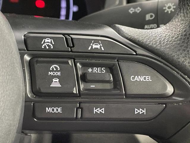 ヤリスクロス Ｘ　バックカメラ　衝突被害軽減システム　レーダークルーズ　禁煙車　ドラレコ　コーナーセンサー　スマートキー　オートハイビーム　車線逸脱警報　オートライト　Ｂｌｕｅｔｏｏｔｈ　フルセグ（6枚目）