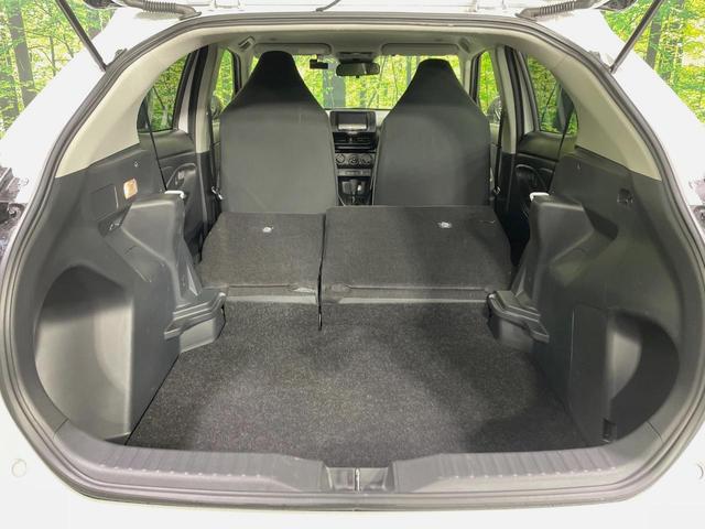 ヤリスクロス Ｘ　バックカメラ　衝突被害軽減システム　レーダークルーズ　禁煙車　ドラレコ　コーナーセンサー　スマートキー　オートハイビーム　車線逸脱警報　オートライト　Ｂｌｕｅｔｏｏｔｈ　フルセグ（11枚目）