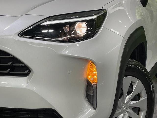 ヤリスクロス Ｘ　バックカメラ　衝突被害軽減システム　レーダークルーズ　禁煙車　ドラレコ　コーナーセンサー　スマートキー　オートハイビーム　車線逸脱警報　オートライト　Ｂｌｕｅｔｏｏｔｈ　フルセグ（13枚目）