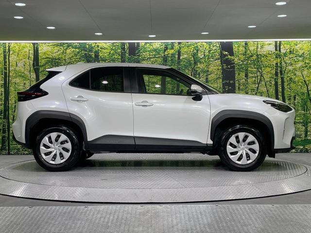 ヤリスクロス Ｘ　バックカメラ　衝突被害軽減システム　レーダークルーズ　禁煙車　ドラレコ　コーナーセンサー　スマートキー　オートハイビーム　車線逸脱警報　オートライト　Ｂｌｕｅｔｏｏｔｈ　フルセグ（32枚目）