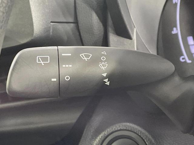 ヤリスクロス Ｘ　バックカメラ　衝突被害軽減システム　レーダークルーズ　禁煙車　ドラレコ　コーナーセンサー　スマートキー　オートハイビーム　車線逸脱警報　オートライト　Ｂｌｕｅｔｏｏｔｈ　フルセグ（43枚目）