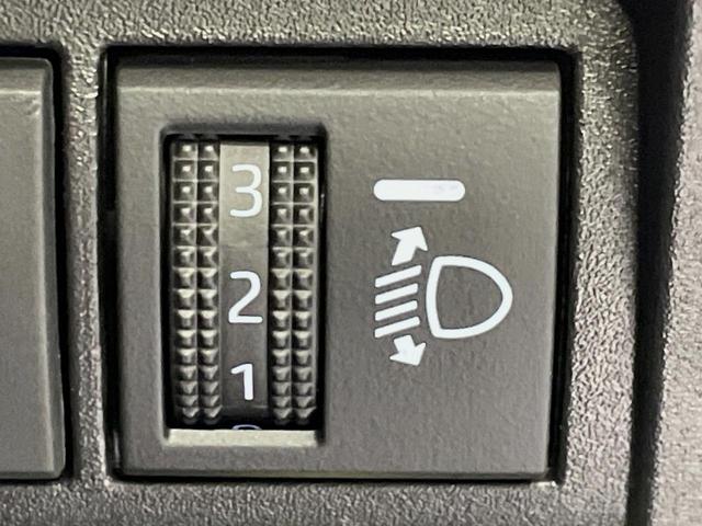 ヤリスクロス Ｘ　バックカメラ　衝突被害軽減システム　レーダークルーズ　禁煙車　ドラレコ　コーナーセンサー　スマートキー　オートハイビーム　車線逸脱警報　オートライト　Ｂｌｕｅｔｏｏｔｈ　フルセグ（58枚目）