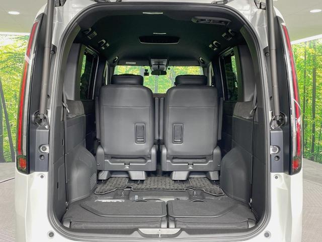 ステップワゴン ｅ：ＨＥＶスパーダ　プレミアムライン　両側電動ドア　１１．４型ナビ　全周囲カメラ　衝突被害軽減システム　ドラレコ　コーナーセンサー　スマートキー　ＬＥＤヘッド　ビルトインＥＴＣ　純正１７インチアルミ　オートハイビーム　車線逸脱警報（11枚目）