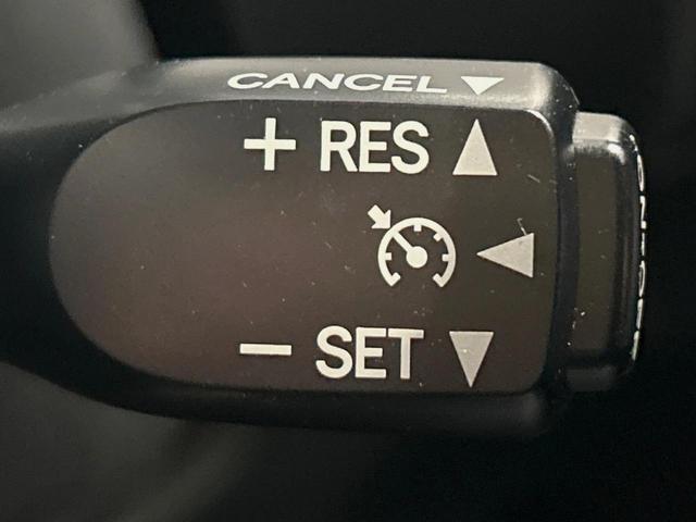 ルーミー カスタムＧ　Ｓ　両側電動ドア　純正ＳＤナビ　バックカメラ　衝突被害軽減システム　禁煙車　コーナーセンサー　スマートキー　ＬＥＤヘッド　ビルトインＥＴＣ　クルコン　純正１４インチアルミ　車線逸脱警報　オートライト（7枚目）