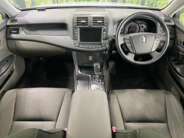 クラウン 2.5アスリート ナビパッケージ 純正8インチナビ バックカメラ 禁煙車 電動リアゲート コーナーセンサー スマートキー HIDヘッド ETC クルコン 純正18インチアルミ オートライト デュアルエアコン CD(2枚目)