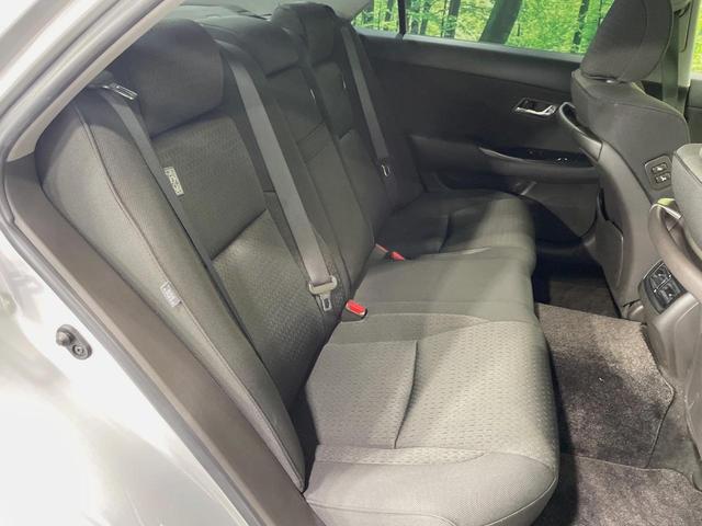 クラウン 2.5アスリート ナビパッケージ 純正8インチナビ バックカメラ 禁煙車 電動リアゲート コーナーセンサー スマートキー HIDヘッド ETC クルコン 純正18インチアルミ オートライト デュアルエアコン CD(8枚目)