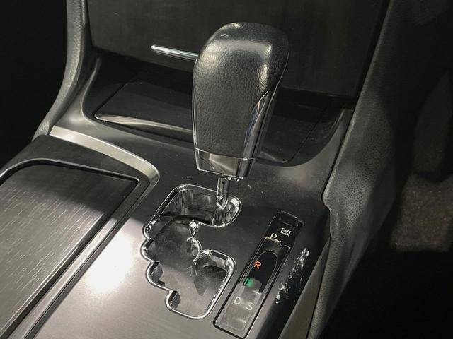 クラウン 2.5アスリート ナビパッケージ 純正8インチナビ バックカメラ 禁煙車 電動リアゲート コーナーセンサー スマートキー HIDヘッド ETC クルコン 純正18インチアルミ オートライト デュアルエアコン CD(49枚目)