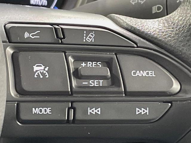 ヤリス G 純正8型ナビ バックカメラ 衝突軽減 レーダークルーズ 禁煙車 ドラレコ コーナーセンサー スマートキー ビルトインETC オートハイビーム 車線逸脱警報 オートライト オートエアコン(5枚目)