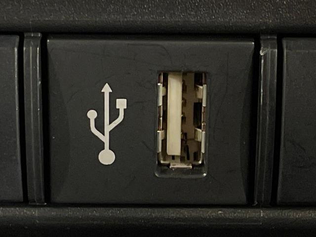 ヤリス G 純正8型ナビ バックカメラ 衝突軽減 レーダークルーズ 禁煙車 ドラレコ コーナーセンサー スマートキー ビルトインETC オートハイビーム 車線逸脱警報 オートライト オートエアコン(42枚目)