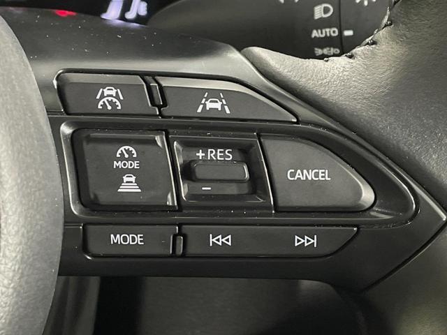 ヤリスクロス ハイブリッドＺ　ナビ付ディスプレイオーディオ　全周囲カメラ　衝突被害軽減システム　レーダークルーズ　パワーシート　コーナーセンサー　スマートキー　ＬＥＤヘッド　ＥＴＣ２．０　オートハイビーム　車線逸脱警報（5枚目）