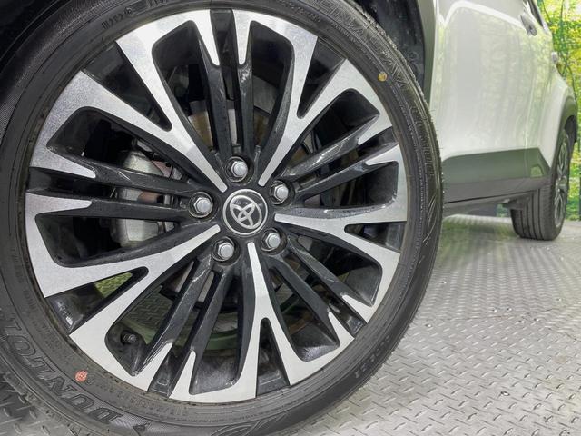 ヤリスクロス ハイブリッドＺ　ナビ付ディスプレイオーディオ　全周囲カメラ　衝突被害軽減システム　レーダークルーズ　パワーシート　コーナーセンサー　スマートキー　ＬＥＤヘッド　ＥＴＣ２．０　オートハイビーム　車線逸脱警報（13枚目）