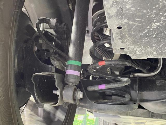 ヤリスクロス ハイブリッドＺ　ナビ付ディスプレイオーディオ　全周囲カメラ　衝突被害軽減システム　レーダークルーズ　パワーシート　コーナーセンサー　スマートキー　ＬＥＤヘッド　ＥＴＣ２．０　オートハイビーム　車線逸脱警報（20枚目）