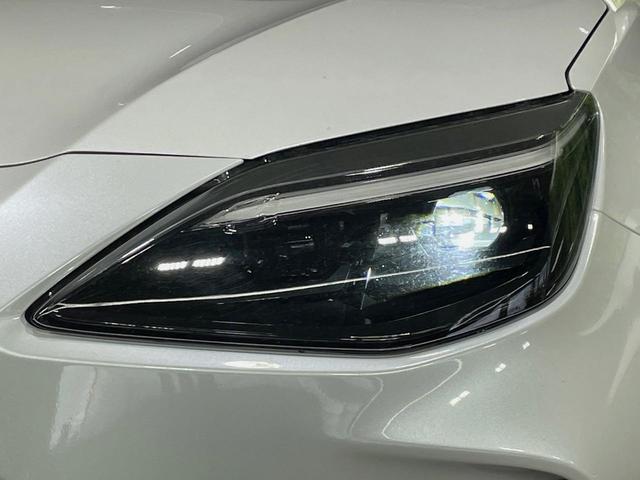 ヤリスクロス ハイブリッドＺ　ナビ付ディスプレイオーディオ　全周囲カメラ　衝突被害軽減システム　レーダークルーズ　パワーシート　コーナーセンサー　スマートキー　ＬＥＤヘッド　ＥＴＣ２．０　オートハイビーム　車線逸脱警報（28枚目）