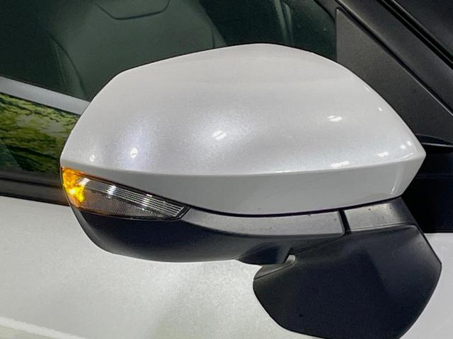 ヤリスクロス ハイブリッドＺ　ナビ付ディスプレイオーディオ　全周囲カメラ　衝突被害軽減システム　レーダークルーズ　パワーシート　コーナーセンサー　スマートキー　ＬＥＤヘッド　ＥＴＣ２．０　オートハイビーム　車線逸脱警報（29枚目）