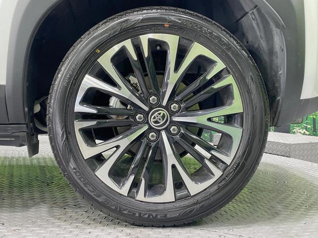 ヤリスクロス ハイブリッドＺ　ナビ付ディスプレイオーディオ　全周囲カメラ　衝突被害軽減システム　レーダークルーズ　パワーシート　コーナーセンサー　スマートキー　ＬＥＤヘッド　ＥＴＣ２．０　オートハイビーム　車線逸脱警報（30枚目）