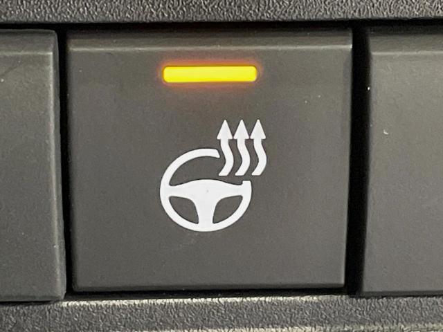 ヤリスクロス ハイブリッドＺ　ナビ付ディスプレイオーディオ　全周囲カメラ　衝突被害軽減システム　レーダークルーズ　パワーシート　コーナーセンサー　スマートキー　ＬＥＤヘッド　ＥＴＣ２．０　オートハイビーム　車線逸脱警報（55枚目）