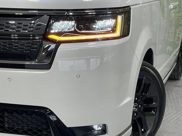 ステップワゴン ｅ：ＨＥＶスパーダ　登録済未使用車　両側電動ドア　純正１１．４インチナビ　バックカメラ　衝突被害軽減システム　レーダークルーズ　電動リアゲート　コーナーセンサー　スマートキー　ＬＥＤヘッド　純正１６インチアルミ（13枚目）