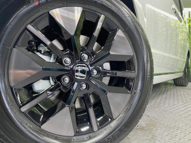 ステップワゴン ｅ：ＨＥＶスパーダ　登録済未使用車　両側電動ドア　純正１１．４インチナビ　バックカメラ　衝突被害軽減システム　レーダークルーズ　電動リアゲート　コーナーセンサー　スマートキー　ＬＥＤヘッド　純正１６インチアルミ（14枚目）