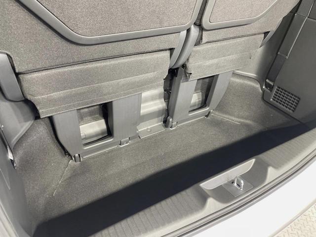 ステップワゴン ｅ：ＨＥＶスパーダ　登録済未使用車　両側電動ドア　純正１１．４インチナビ　バックカメラ　衝突被害軽減システム　レーダークルーズ　電動リアゲート　コーナーセンサー　スマートキー　ＬＥＤヘッド　純正１６インチアルミ（61枚目）