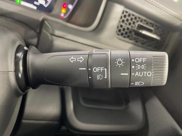 ステップワゴン ｅ：ＨＥＶスパーダ　登録済未使用車　両側電動ドア　純正１１．４インチナビ　バックカメラ　衝突被害軽減システム　レーダークルーズ　電動リアゲート　コーナーセンサー　スマートキー　ＬＥＤヘッド　純正１６インチアルミ（64枚目）