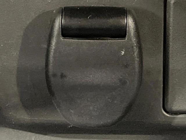 エクストレイル 20X エマージェンシーブレーキパッケージ 純正ナビ 全周囲カメラ 衝突被害軽減システム 禁煙車 コーナーセンサー スマートキー LEDヘッド ビルトインETC クルコン 純正17インチアルミ 車線逸脱警報 オートライト デュアルエアコン(48枚目)