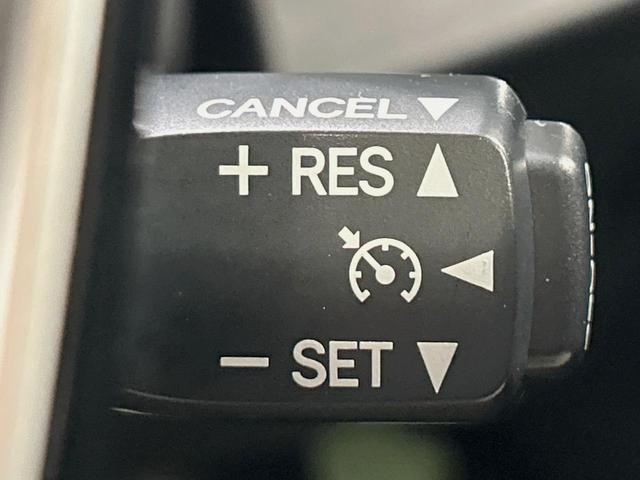 アクア Ｇソフトレザーセレクション　純正ＳＤナビ　バックカメラ　セーフティセンス　スマートキー　ＬＥＤヘッド　ビルトインＥＴＣ　クルコン　オートハイビーム　車線逸脱警報　オートライト　オートエアコン　Ｂｌｕｅｔｏｏｔｈ（7枚目）