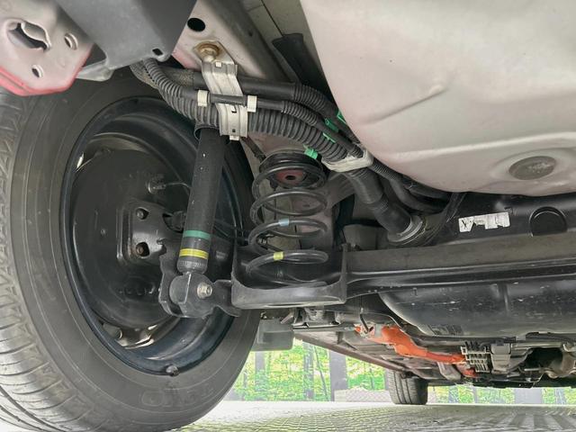 アクア Ｇソフトレザーセレクション　純正ＳＤナビ　バックカメラ　セーフティセンス　スマートキー　ＬＥＤヘッド　ビルトインＥＴＣ　クルコン　オートハイビーム　車線逸脱警報　オートライト　オートエアコン　Ｂｌｕｅｔｏｏｔｈ（20枚目）