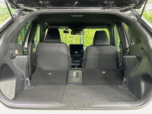 ヤリスクロス ハイブリッドZ 純正8型ナビ 全周囲カメラ 衝突軽減 レーダークルーズ パワーシート コーナーセンサー スマートキー LEDヘッド ビルトインETC 純正18インチアルミ オートハイビーム 車線逸脱警報(10枚目)