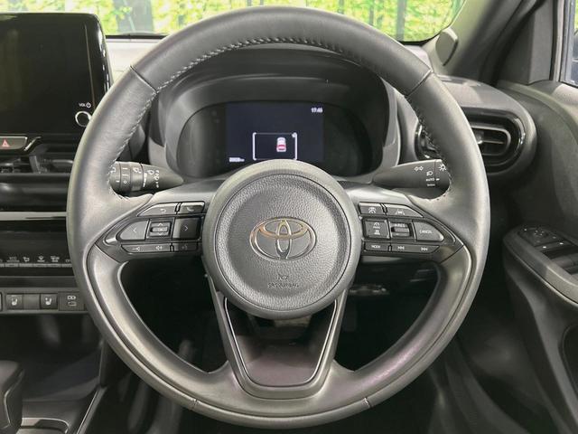 ヤリスクロス ハイブリッドZ 純正8型ナビ 全周囲カメラ 衝突軽減 レーダークルーズ パワーシート コーナーセンサー スマートキー LEDヘッド ビルトインETC 純正18インチアルミ オートハイビーム 車線逸脱警報(11枚目)