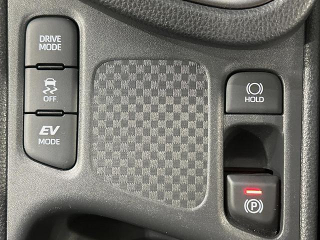 ヤリスクロス ハイブリッドZ 純正8型ナビ 全周囲カメラ 衝突軽減 レーダークルーズ パワーシート コーナーセンサー スマートキー LEDヘッド ビルトインETC 純正18インチアルミ オートハイビーム 車線逸脱警報(34枚目)