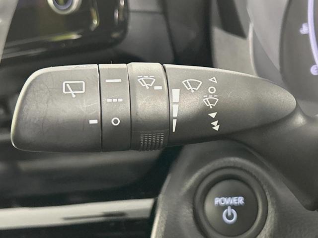 ヤリスクロス ハイブリッドZ 純正8型ナビ 全周囲カメラ 衝突軽減 レーダークルーズ パワーシート コーナーセンサー スマートキー LEDヘッド ビルトインETC 純正18インチアルミ オートハイビーム 車線逸脱警報(46枚目)