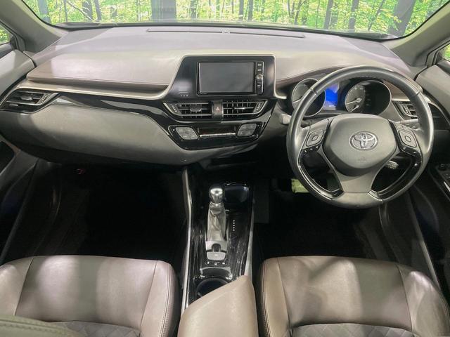 C-HR G 純正SDナビ バックカメラ 衝突被害軽減システム レーダークルーズ 禁煙車 シートヒーター コーナーセンサー スマートキー LEDヘッド ETC 純正18インチアルミ オートハイビーム 車線逸脱警報(2枚目)