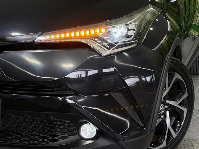 C-HR G 純正SDナビ バックカメラ 衝突被害軽減システム レーダークルーズ 禁煙車 シートヒーター コーナーセンサー スマートキー LEDヘッド ETC 純正18インチアルミ オートハイビーム 車線逸脱警報(12枚目)