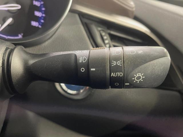 C-HR G 純正SDナビ バックカメラ 衝突被害軽減システム レーダークルーズ 禁煙車 シートヒーター コーナーセンサー スマートキー LEDヘッド ETC 純正18インチアルミ オートハイビーム 車線逸脱警報(41枚目)