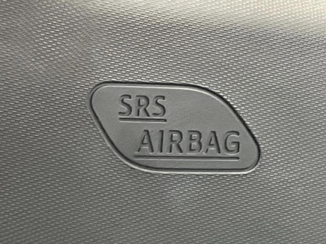 C-HR G 純正SDナビ バックカメラ 衝突被害軽減システム レーダークルーズ 禁煙車 シートヒーター コーナーセンサー スマートキー LEDヘッド ETC 純正18インチアルミ オートハイビーム 車線逸脱警報(49枚目)