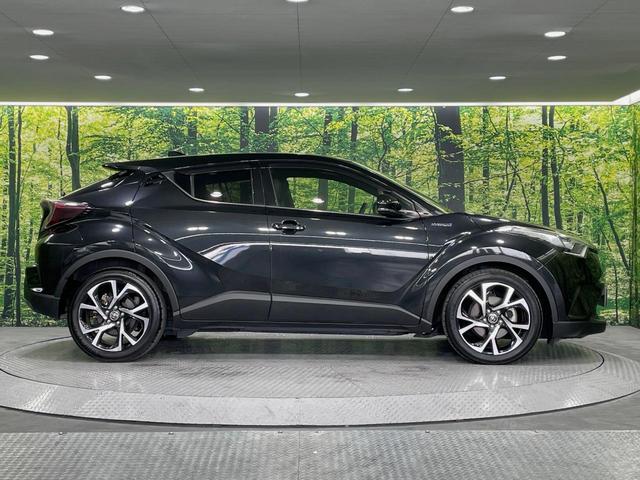 C-HR G 純正SDナビ バックカメラ 衝突被害軽減システム レーダークルーズ 禁煙車 シートヒーター コーナーセンサー スマートキー LEDヘッド ETC 純正18インチアルミ オートハイビーム 車線逸脱警報(54枚目)