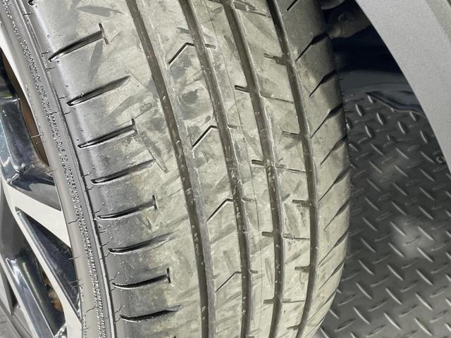 C-HR G 純正SDナビ バックカメラ 衝突被害軽減システム レーダークルーズ 禁煙車 シートヒーター コーナーセンサー スマートキー LEDヘッド ETC 純正18インチアルミ オートハイビーム 車線逸脱警報(59枚目)