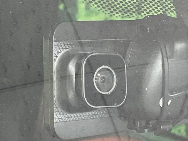 Ｎ－ＯＮＥ ＲＳ　６速ＭＴ車　純正ＳＤナビ　バックカメラ　衝突被害軽減システム　レーダークルーズ　禁煙車　シートヒーター　コーナーセンサー　スマートキー　ＬＥＤヘッド　ビルトインＥＴＣ　純正１５インチアルミ（30枚目）