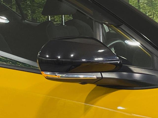 C-HR S GRスポーツ 8インチディスプレイオーディオ 2トーンカラー 全周囲カメラ 衝突被害軽減システム レーダークルーズ 禁煙車 ドラレコ コーナーセンサー スマートキー LEDヘッド ビルトインETC オートハイビーム(28枚目)