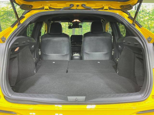 C-HR S GRスポーツ 8インチディスプレイオーディオ 2トーンカラー 全周囲カメラ 衝突被害軽減システム レーダークルーズ 禁煙車 ドラレコ コーナーセンサー スマートキー LEDヘッド ビルトインETC オートハイビーム(37枚目)