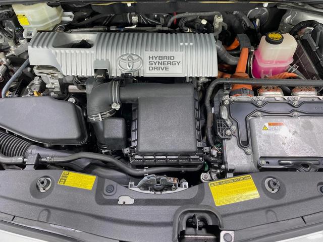 プリウス S SDナビ バックカメラ スマートキー ビルトインETC 純正15インチアルミ オートライト オートエアコン CD DVD再生 フルセグ LEDフォグ(17枚目)