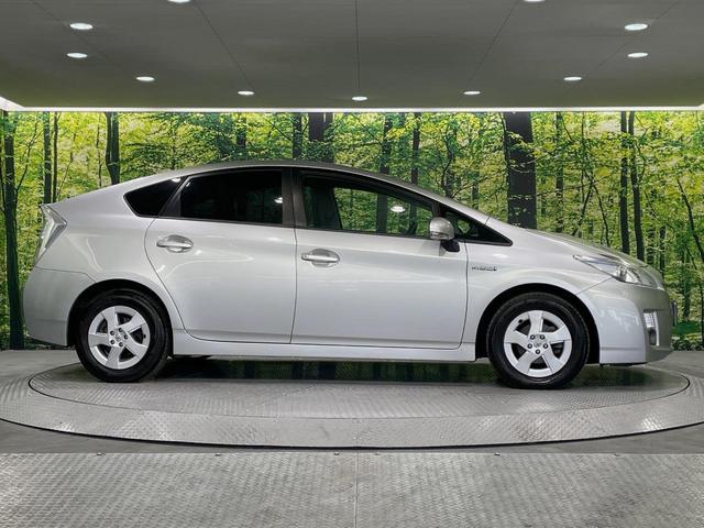 プリウス S SDナビ バックカメラ スマートキー ビルトインETC 純正15インチアルミ オートライト オートエアコン CD DVD再生 フルセグ LEDフォグ(25枚目)