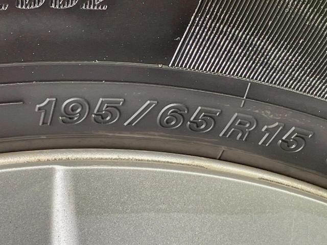 プリウス S SDナビ バックカメラ スマートキー ビルトインETC 純正15インチアルミ オートライト オートエアコン CD DVD再生 フルセグ LEDフォグ(32枚目)