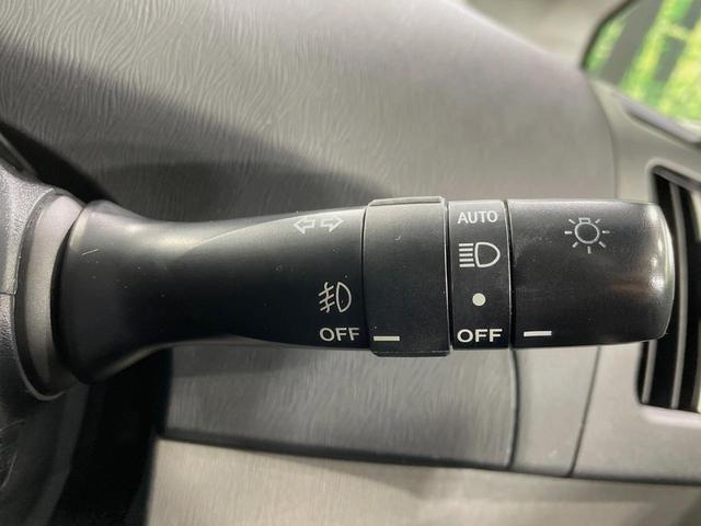 プリウス S SDナビ バックカメラ スマートキー ビルトインETC 純正15インチアルミ オートライト オートエアコン CD DVD再生 フルセグ LEDフォグ(48枚目)