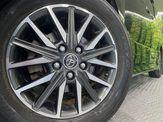 ヴォクシー ＺＳ　煌ＩＩ　両側電動スライドドア　純正９型ナビ　後席モニター　バックカメラ　衝突被害軽減システム　ドラレコ　スマートキー　ＬＥＤヘッド　ビルトインＥＴＣ　純正１６インチアルミ　オートハイビーム　車線逸脱警報（14枚目）