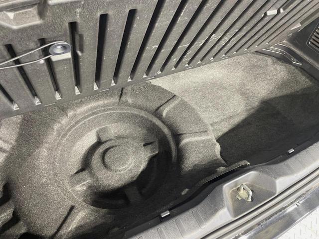 ヴォクシー ＺＳ　煌ＩＩ　両側電動スライドドア　純正９型ナビ　後席モニター　バックカメラ　衝突被害軽減システム　ドラレコ　スマートキー　ＬＥＤヘッド　ビルトインＥＴＣ　純正１６インチアルミ　オートハイビーム　車線逸脱警報（38枚目）